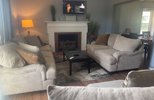 Brownsville House | Great Home in Brownsville, Tennessee 1 Single Bedroom Available for Lodging.