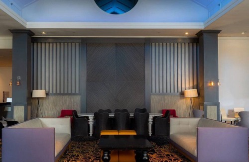 Gwinnett Place Hotel | Great Relaxing Overnight Stay! Spacious unit located in the heart of Duluth