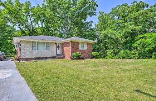 Greensboro House | Greensboro Home < 4 Mi to Downtown!