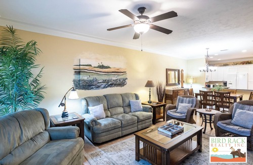 Steinhatchee Villa | Gulf Breeze Condo #203- Private Boat Ramp! WiFi! Docks to be completed May 2026!