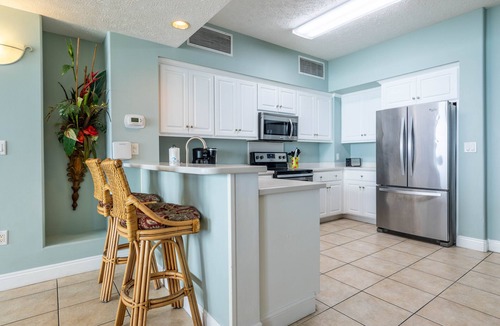 Panama City Beach Condo | Gulf Crest 2 BR 9th Floor *Beach Chairs Included*