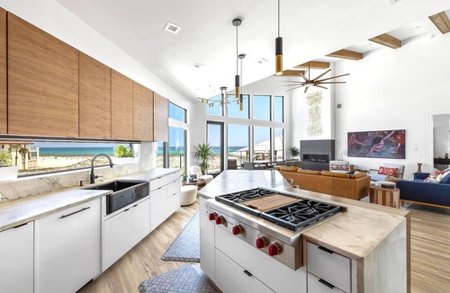 Villa Primera House | Gulf-Front Luxury Home with Private Pool, Hot Tub & Stunning Views!