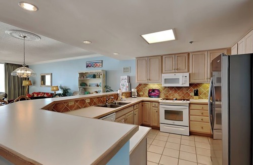 Navarre Beach Condo | Gulf-Front Navarre Beach Condo | Free Seasonal Beach Service & More!