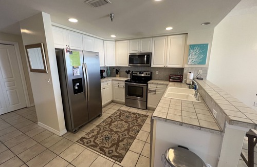 Pensacola Beach Condo | 𝔾𝕦𝕝𝕗𝔽𝕣𝕠𝕟𝕥 Emerald Isle- "My Blue Heaven" 5-Star Reviews/Walk to All