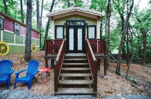 Sevierville House | Gypsy Cottage Near the Smokies #16 Sabina