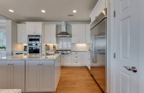 Carolina Beach House | Hakuna Matata-Oceanfront-Huge Living Area-Pool-Elevator