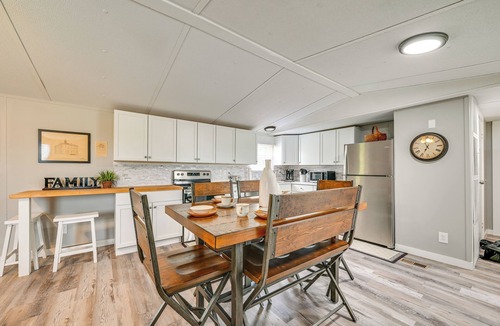 Brownsville Cottage | < Half-mi to Mammoth Cave! Family Home w/Yard