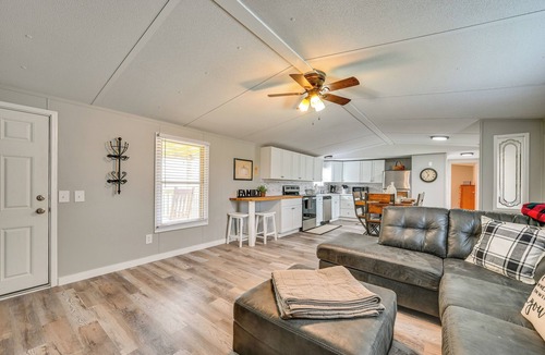 Brownsville Cottage | < Half-mi to Mammoth Cave! Family Home w/Yard