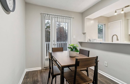 Cumberland Apartment | Halsten at Vinings 4203 Spacious 2 Bed 1.5 bath