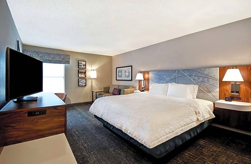 Buford Hotel | Hampton Inn Atlanta-Mall of Georgia