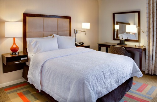 Harrisonburg Hotel | Hampton Inn Harrisonburg - University