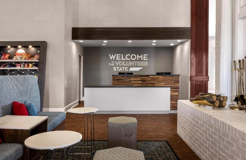 Morristown Hotel | Hampton Inn Morristown
