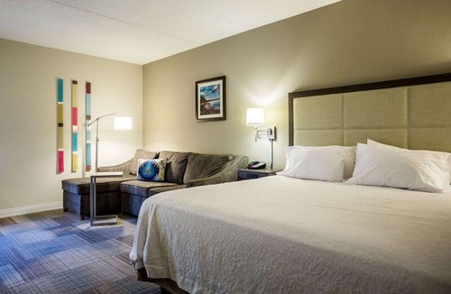 Somerset Hotel | Hampton Inn Somerset