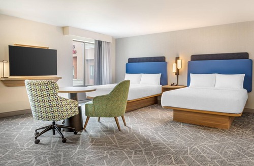 Corryville Hotel | Hampton Inn & Suites Cincinnati/Uptown-University Area