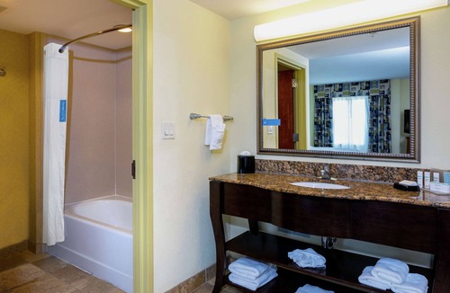 Fort Pierce Hotel | Hampton Inn & Suites Ft. Pierce