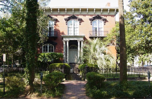 Yamacraw Village Hotel | Hampton Inn & Suites Savannah Historic District
