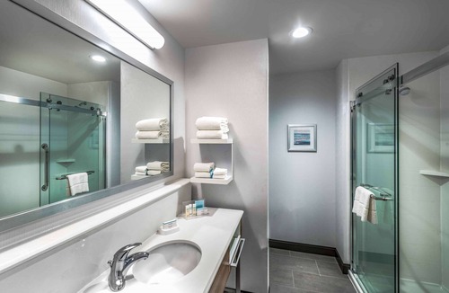 Tallahassee Hotel | Hampton Inn & Suites Tallahassee Capitol - University