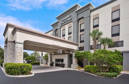 Seffner Hotel | Hampton Inn & Suites Tampa East Casino Area