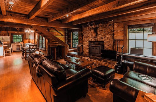 Smoky Mountains Cabin | Handcrafted Creekside Cabin and Playhouse