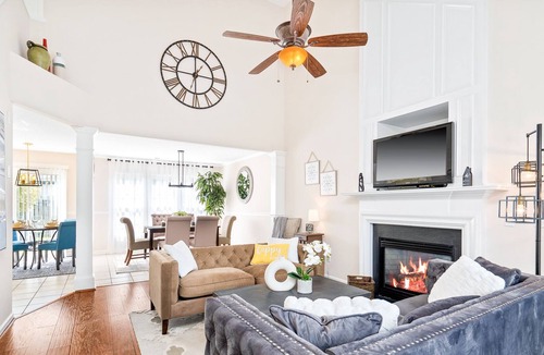 Fuquay-Varina House | Happy home in lovely neighborhood sleeps 8 🌟