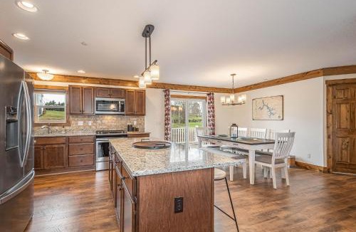 McHenry House | Happy Ours