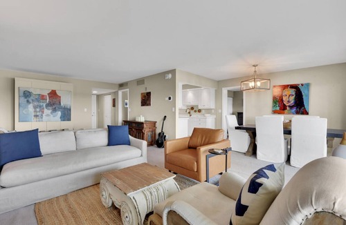Moorings Condo | Harborside West 302 - Book your beach vacation today in this tranquil one bedroom condo!