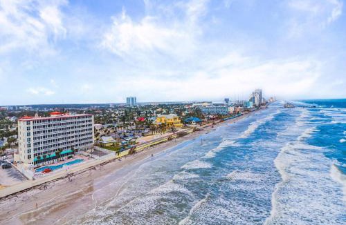 Lenox Park Apartment | Harbour Beach Resort 205