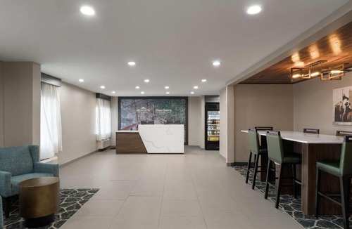 Jackson Hotel | Hawthorn Extended Stay by Wyndham Jackson