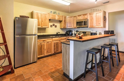 Hawthorne Apartment | Hawthorne Apartment w/ Boat House + Kayak!