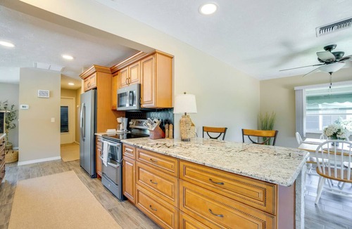 Englewood House | Heated Pool! Extended Stay 4 Mi to Manasota Beach
