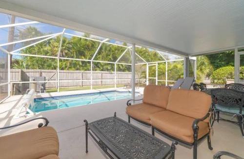Sarasota House | Heated Pool Home - Perfect Location - Walk to Beach, Restaurants and More!