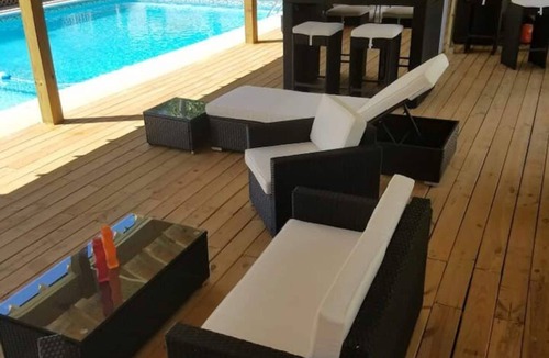 Riverdale House | HEATED POOL ~ THE WHITE HOUSE ATLANTA - TERRACE LEVEL