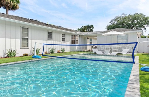 Jacksonville Beach House | Heated Pool, Game Room, Putting Green in Jax Beach