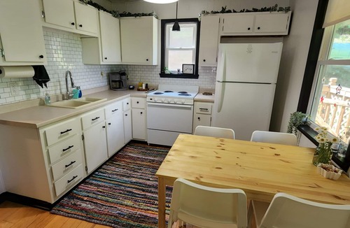 Franklin Cabin | Heaven on a hilltop *mountain*views*cozy*private