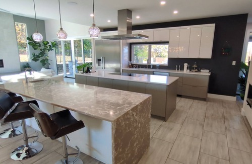 Ashley Oaks House | Heaven - Private Pool, Sauna, Hot Tub, Pool Table, Steam