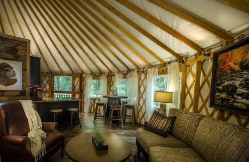 Topton Other | Heavenly Yurt with Modern Interior in Topton, North Carolina