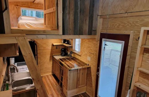 Suches Cottage | Hedgehog-Mountain Laurel Tiny Home