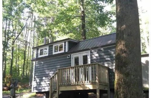 Clarkesville Cabin | Hemlock Tiny Home at Bleu Canoe Campground
