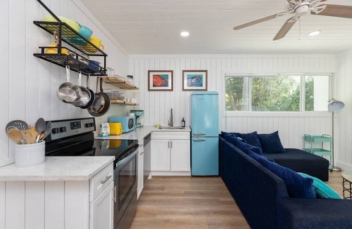 Islamorada House | Hidden Gem Duplex in Heart of Islamorada! Sleeps 8