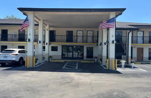 Alachua Hotel | High Springs Inn Soon to be Clarion Pointe