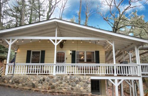 Lake Sequoyah House | Highlands Hideout