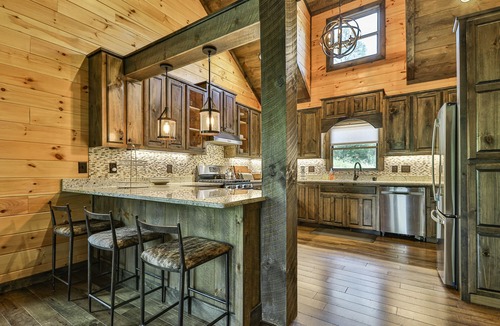 Mineral Bluff Cabin | Highlands Retreat the Perfect Cabin for your relating experience