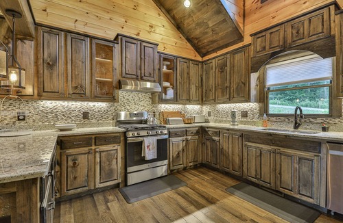 Mineral Bluff Cabin | Highlands Retreat the Perfect Cabin for your relating experience