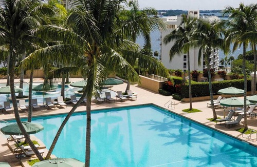 Brickell Apartment | Highlight Condo at The Top of Miami's Stylish 4S
