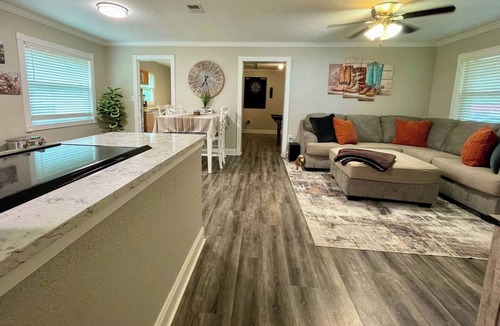 Williston Cottage | Highpoint Boots and Spurs Cottage
