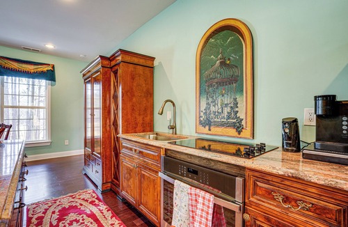 Wildwood House | Hike, Fish & Explore Chattanooga! Lake-View Home