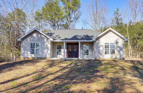 Wildwood House | Hike, Fish & Explore Chattanooga! Lake-View Home