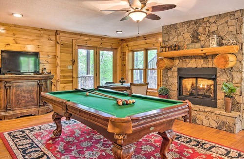 Burnsville House | Hike, Fish & Golf: Burnsville Retreat w/Deck!