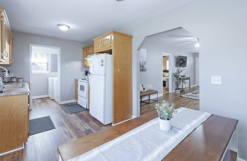 Trenton House | Hikes, White Oak-Fire Pit, Fast Wifi, Free Parking
