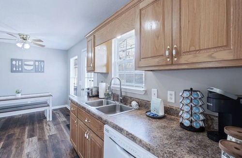 Trenton House | Hikes, White Oak-Fire Pit, Fast Wifi, Free Parking
